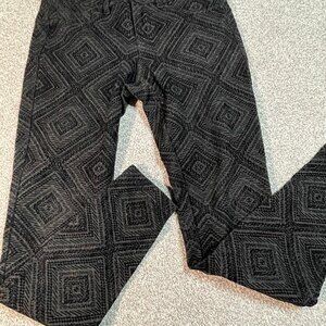 One5One Black Velvet patterned Jeggings Black Textured sz 4